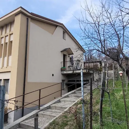 La Casa Nella Vigna شقة أَويستا